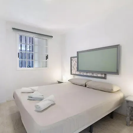 Apartamento Lara El Carmen 1 *