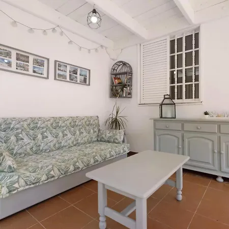 Apartamento Lara El Carmen 1 *