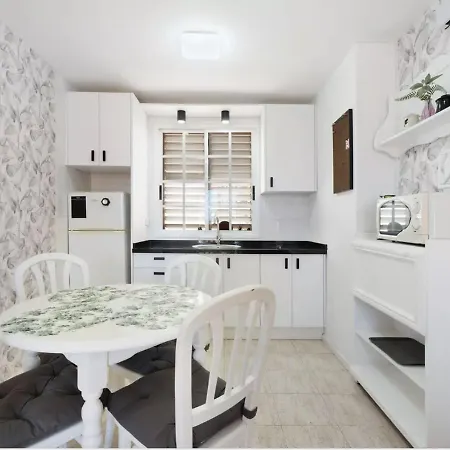 Apartamento Lara El Carmen 1 Santa Cruz de Tenerife